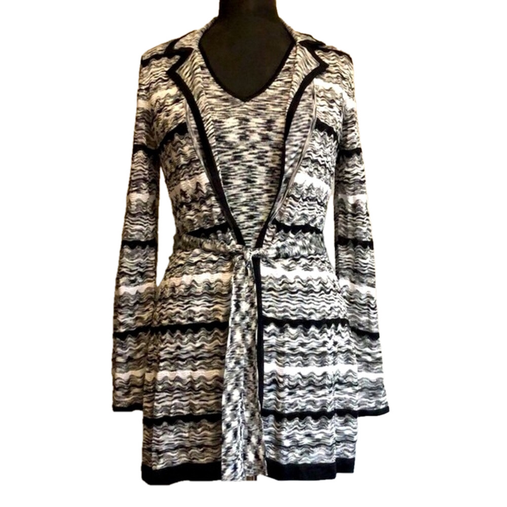Nygard Black and White Sleeveless V-Neck Tank Top and Cardigan Set, Size Small